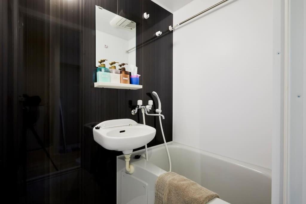 Apartament 【Great Location!】Near Shinjuku Sta./Cafe#202 Tokio Zewnętrze zdjęcie